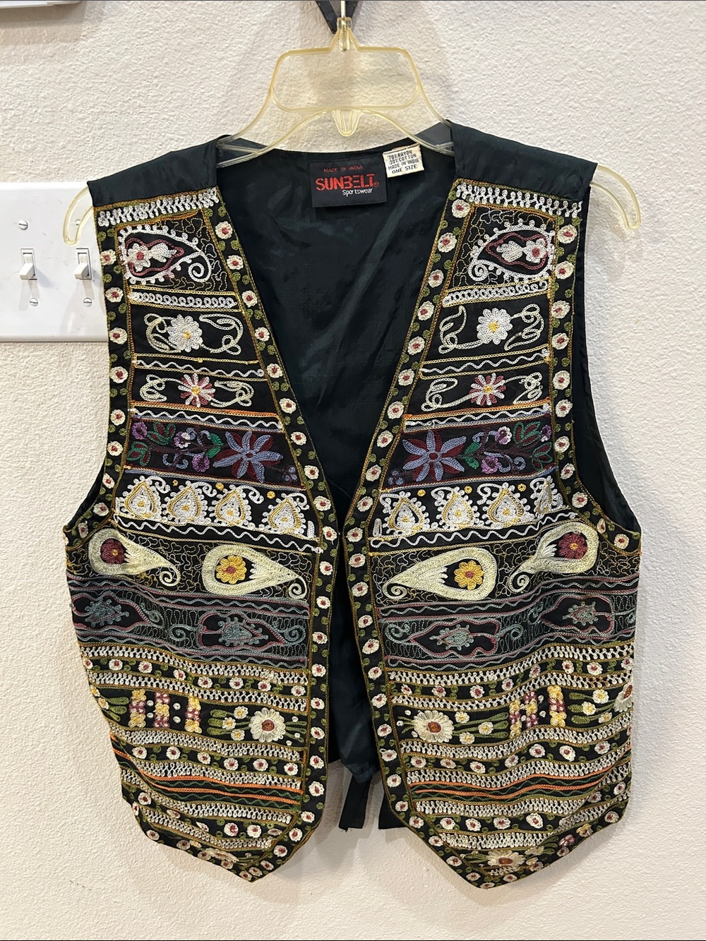 Vintage Embroidered vest 1970’s - 1990’s Patterned Waist Coat paisley hippy top